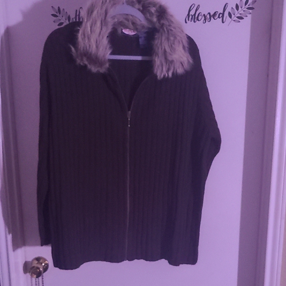 Women's Brown Sweater with Faux Fur Collar